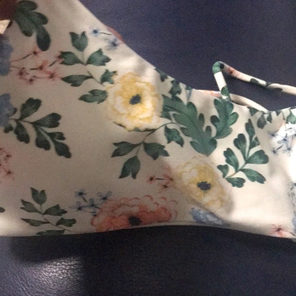 New O'Neill Surfside Floral-Print Bikini Top Small - Picture 3 of 4
